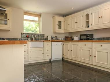 Somerford Cottage MALMESBURY