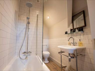 The Cross-Keys Hotel