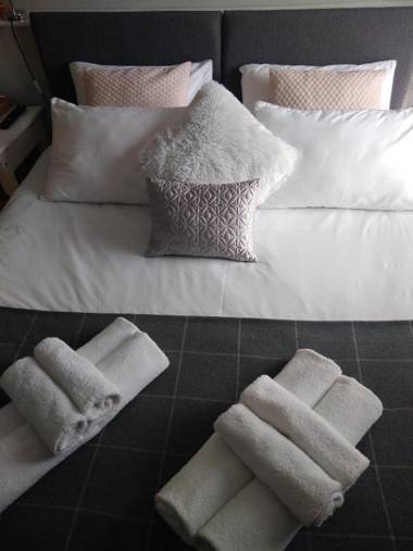 Sleep Eat Repeat Bed and Breakfast