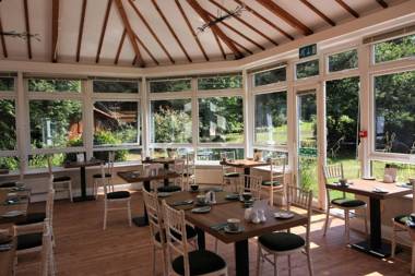 Woodlands Lodge Hotel