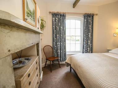 West Lodge SALISBURY