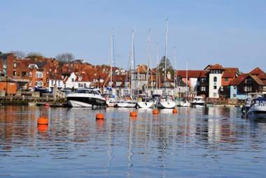 Courtyard Cottages Lymington