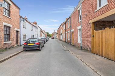 Rainbow House - Entire Place