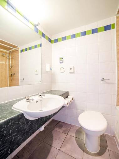 OYO The Chiltern Hotel