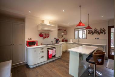 Linnet House by RentMyHouse