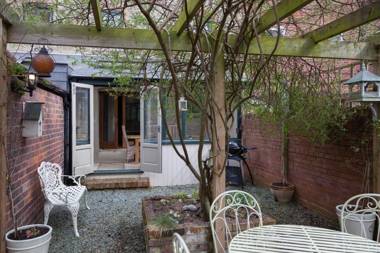 Linnet House by RentMyHouse