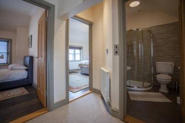 Linnet House by RentMyHouse