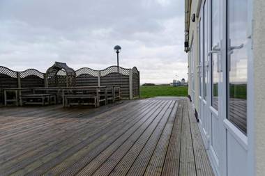 Pakefield Holiday Village - Adults Only