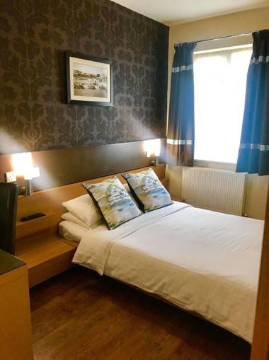 The Anchor Hotel & Bars