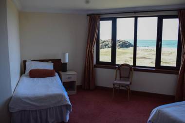 GOLF View Hotel & Macintosh Restaurant