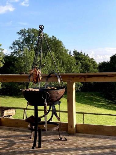Outstandingly situated cosy Shepherds Hut