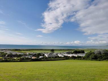 Sea and Mountain view in beautiful Snowdonia