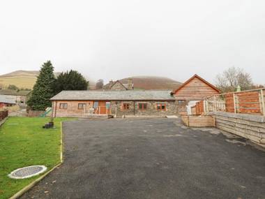 Rhianwen Plas Moelfre Hall Barns Oswestry