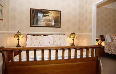 The Montclare & Cumberland