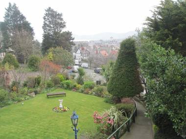 Bron Orme Private Hotel