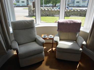 Between the Bays exclusively for Adults