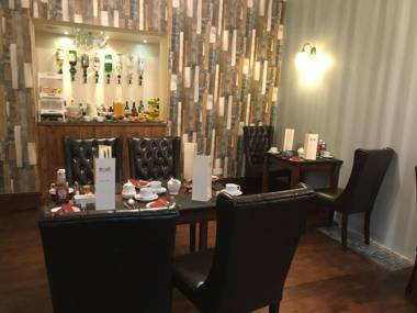 Clifton Villa Guest House