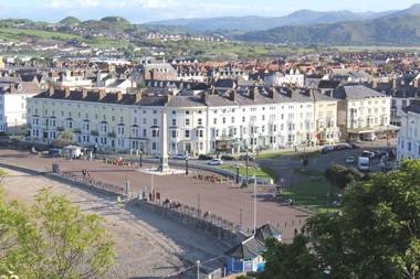 Beachside Guest House
