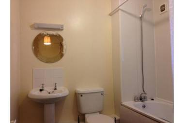 OYO Arinza Apartments