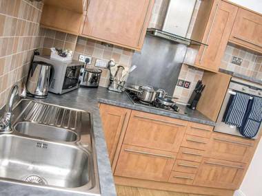 Base Serviced Apartments - The Docks