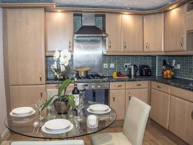 Base Serviced Apartments - The Docks