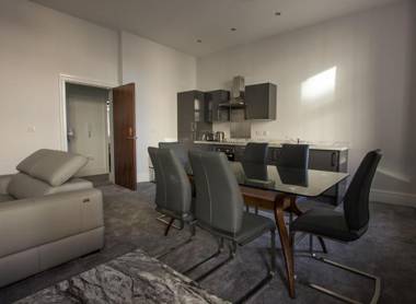 The Castle Collection - 42 Castle Street