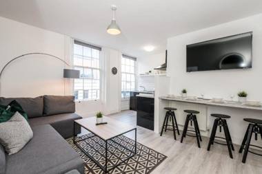 Cosy and Modern 1 Bed Central Apartment Sleeps 5