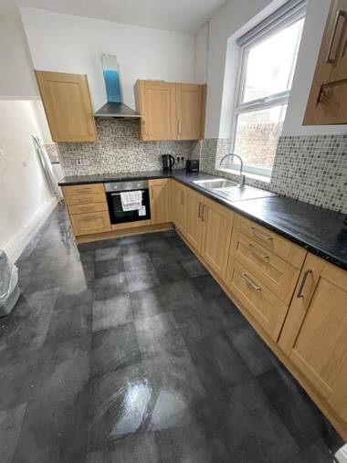 Mays House @ 20 Dombey Street