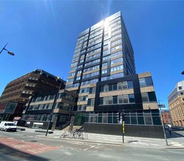 SideMersey Livings - 2 Bedroom Central Apartment with Parking