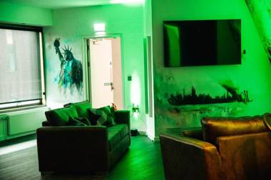 The Bling Hotel by UStay Aparthotels