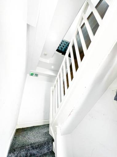 Host Liverpool - Stylish Living Spaces by Everton Anfield and city centre