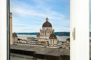Penthouse Apartment with Stunning Views - Central Liverpool