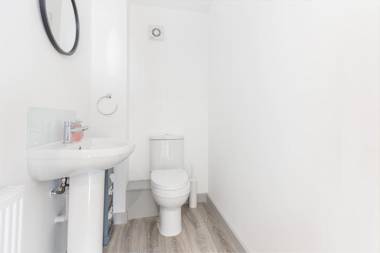 Luxury 3 Bed House in Leominster