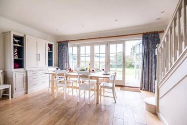 3 The Coastguards Thorpeness Air Manage Suffolk