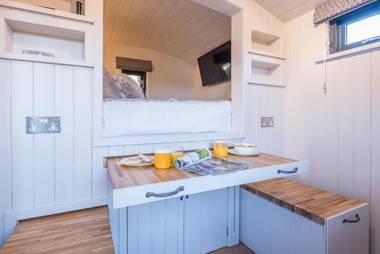 Bo Peep Shepherds Hut Thorpeness Air Manage Suffolk