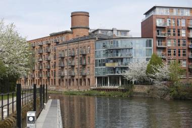 Holiday Inn Express Leeds City Centre - Armouries an IHG Hotel