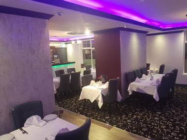 Ascot Grange Hotel - Voujon Resturant