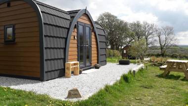 Rowan - Luxury glamping pod Laneast Cornwall