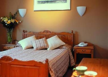 Whoop Hall Hotel and Leisure