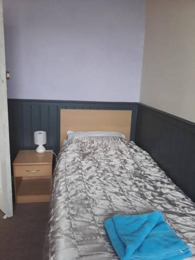 Llwynygog Guest House