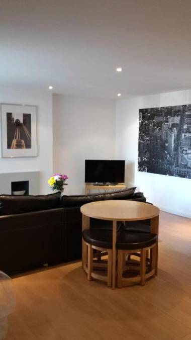 Parc y Bryn Serviced Apartments