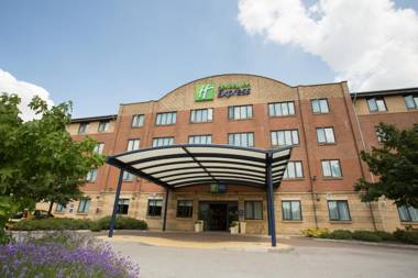 Holiday Inn Express Liverpool-Knowsley an IHG Hotel