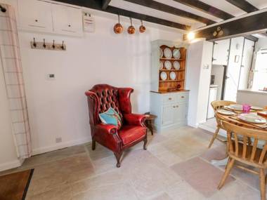 Crooked Cottage York