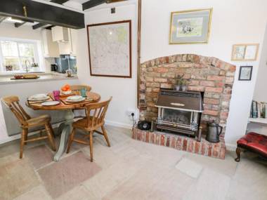 Crooked Cottage York