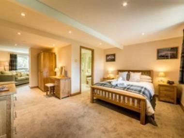 The Three Acres Inn & Restaurant