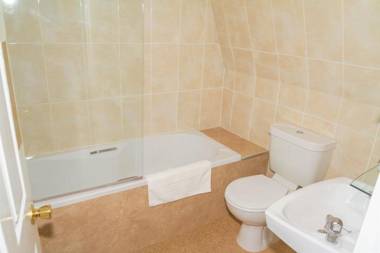 Kingston Theatre Hotel