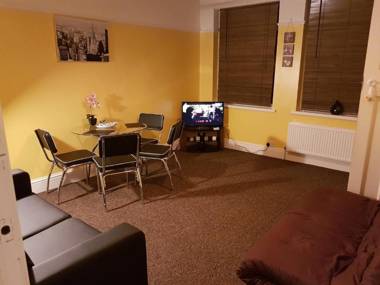 Jo Chanterlands Fairview House