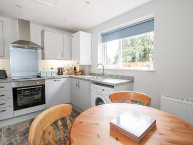 Hadleigh Farm Cottage