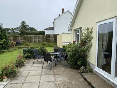 Santa Rosa - 4 Bedroom Holiday Home - Pentlepoir