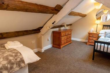 Forrest's Yard - Apartment 1